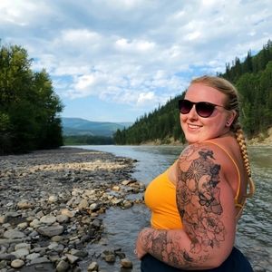 Meet your Posher, Katelyn